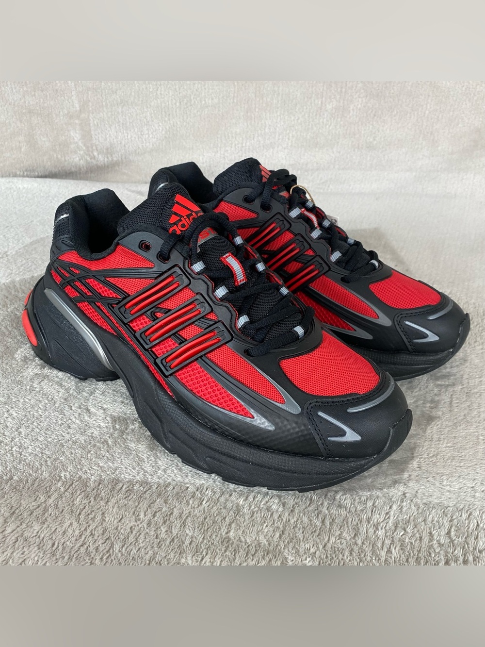 adidas Adistar XLG 2.0 Red Black Mens Size 9.5 Athletic Running Shoes KJ5731 NEW